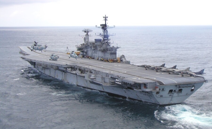 INS VIRAAT HELICOPTER